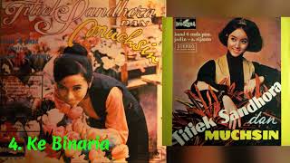 Download lagu 020. Titiek Sandhora - Band 4 Nada 'Dunia Belum Kiamat' mp3