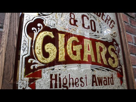 19century Design,MAKING GOLD LEAF GLASS SIGN - ART