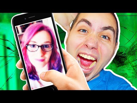 GUARDIAMO DENTRO AL CELLULARE DI ANNA! - Simulacra 1/3