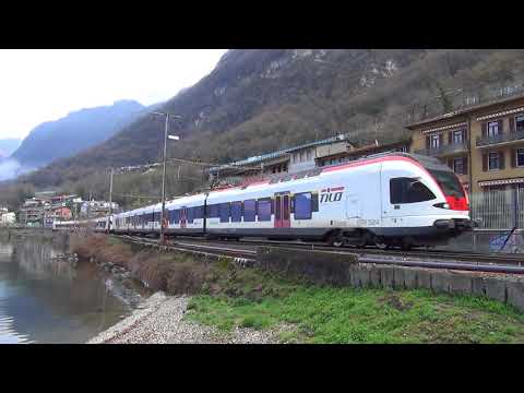 DOPPIA COMPOSIZIONE DI ETR 524 TILO IN TRANSITO A CAPOLAGO (CH) 5 - 4 - 2018