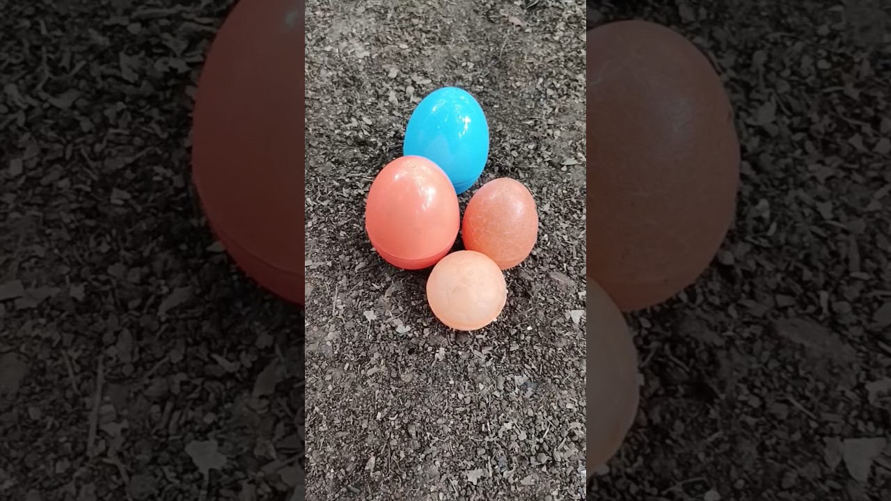 some eggs and some fruits #egg #eggs #fruit #fruits #horror #creepy #scary