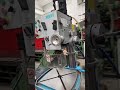 Riproduci video