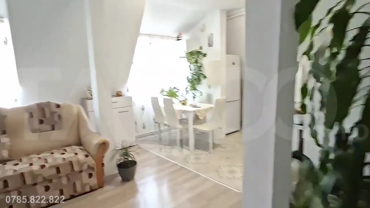 Apartament cu 3 camere de vanzare - mansarda Vasile Aaron - intabulata - Video