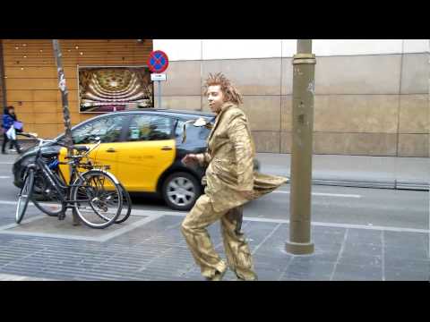 Barcelona street performer of La Ramblas