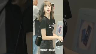 Download lagu #Lisa has meet nancy momoland in same airport ♥️💖 mp3