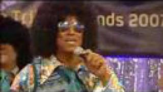 Jermaine Jackson singing on Celebrity Big Brother Jan 2007