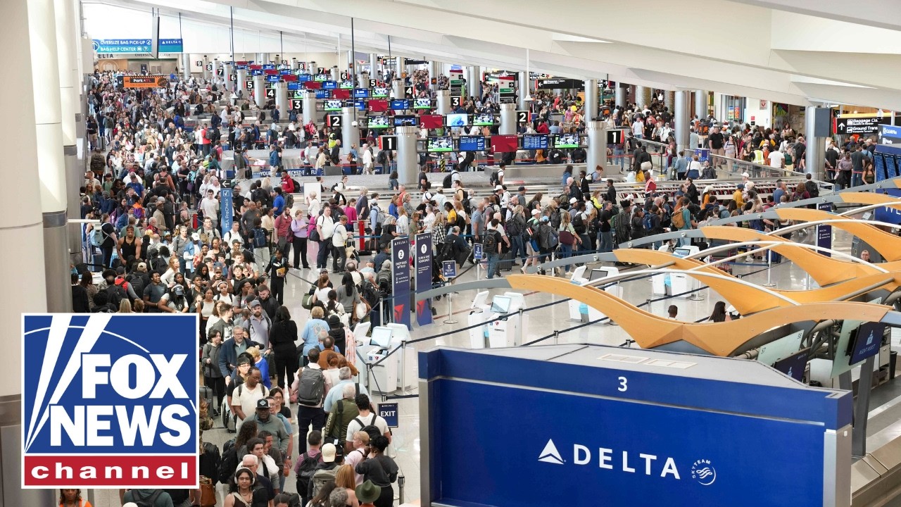 Ground stops take over US airports as FAA launches AI air traffic tool