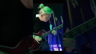 Download lagu Skill dewa gitaris cewek cantik mp3