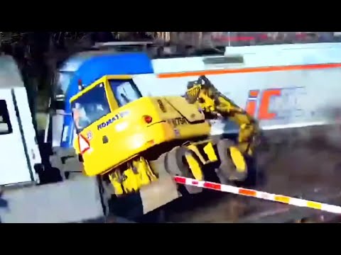 Total IDIOTS TRUCKS, CARS VS TRAINS _ Worst Train hit Truck & Car