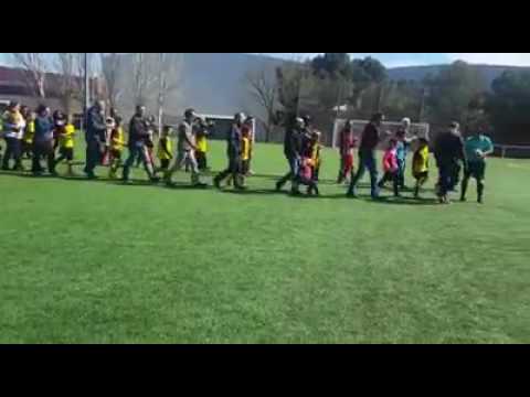 Esportbase - Benjamines UD Paterna y UDB Alfafar saltan al campo con sus padres