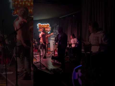 East Brothers @retrojunkiebar 2/2/23 #walnutcreek #retrojunkiebar