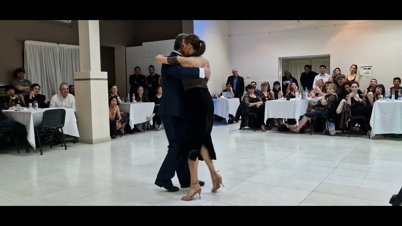 Video thumbnail for Valentina Garnier y Juan Amaya