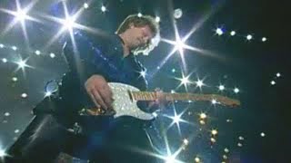 Bon Jovi - Rockin&#39; in the Free World (live in Osaka 2000)