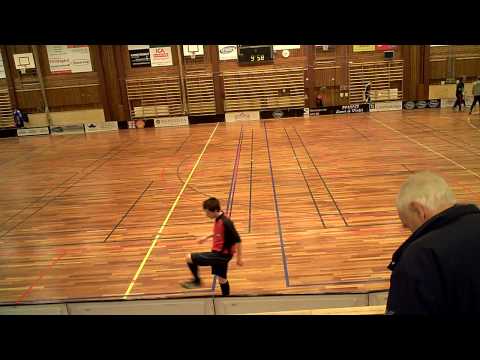 Lindås IBK P97:1 130203 Stenungsunds IBK 1-Lindås IBK 1 1-3 Per 1