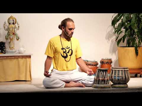 Fortgeschrittenes Pranayama mit Raphael - Yoga Vidya - Live 6:00 - 29.06.2021