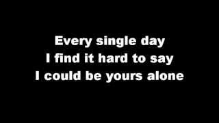 Skillet - Yours To Hold (lyrics)