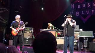 Blues Traveler live at the House of Blues,Chicago,1-3-18,What&#39;s for Breakfast
