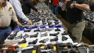 preview picture of video 'Portland, Oregon gun convention'