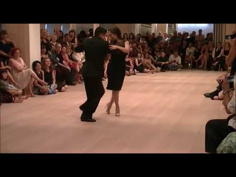 Amurado Marina Alcalde y Diego Quispe