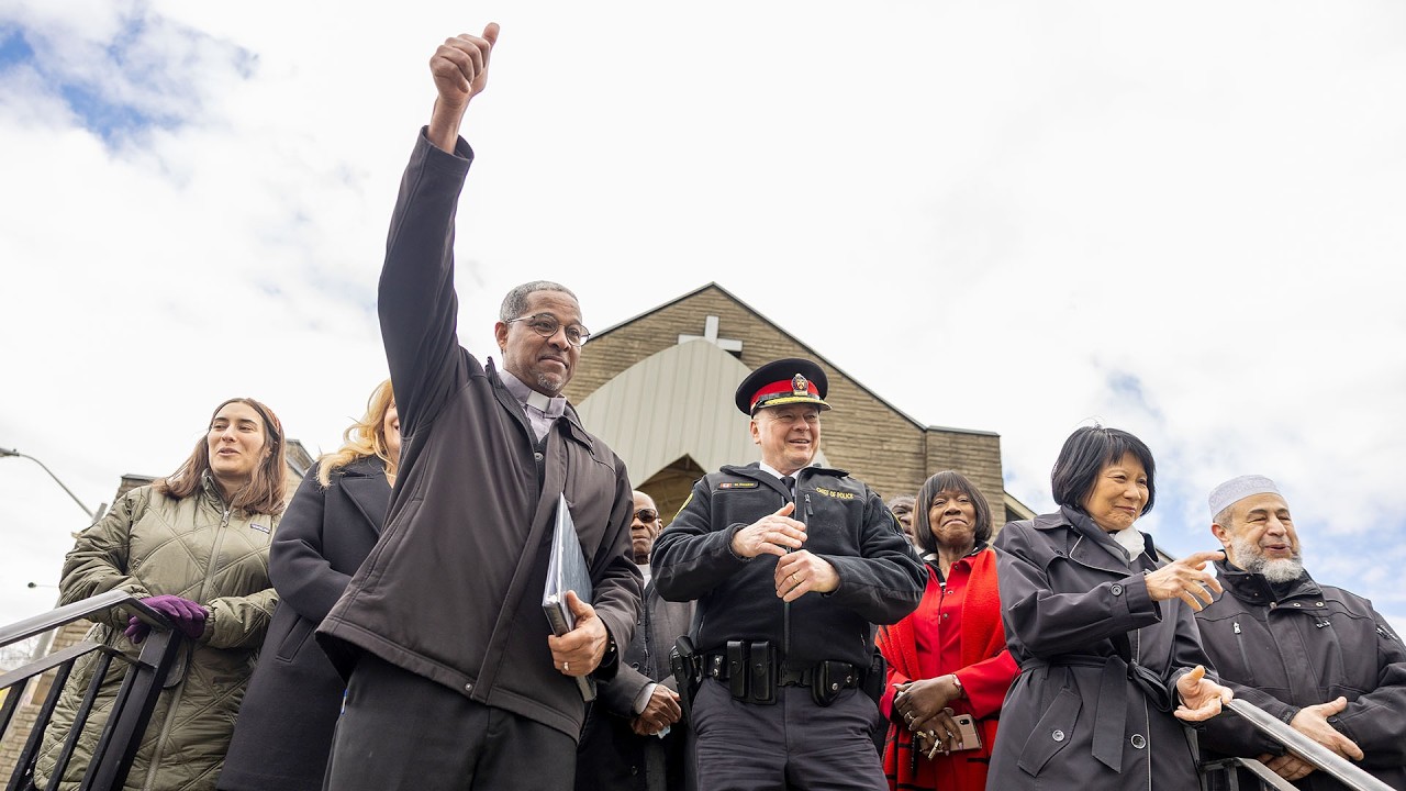 Uniting for Prayer Walk