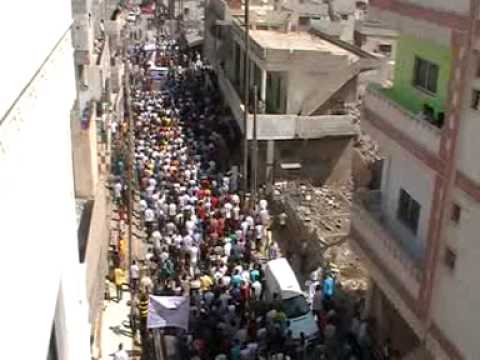 مظاهرة في بلدة داعل في ريف درعا في جمعة "النصر لشامنا ويمننا"