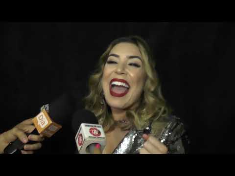  Naiara Azevedo ganha 50 Reais de Repórter em homenagem ao Hit do momento.  