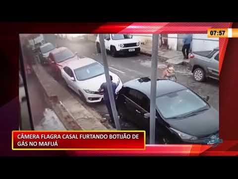 CaÌ‚mera flagra casal furtando botijaÌƒo de gaÌs no MafuaÌ 22 01 2021