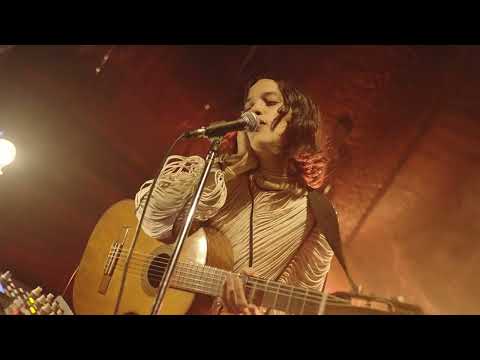 FUEGO — Juana Aguirre [en VIVO]