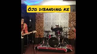Download lagu Ojo dibanding ke Rock cover #shorts #shortsvideo mp3