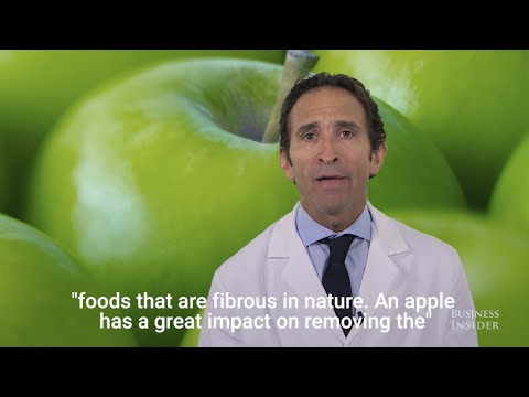 A dentist reveals which foods to eat for a whiter smile