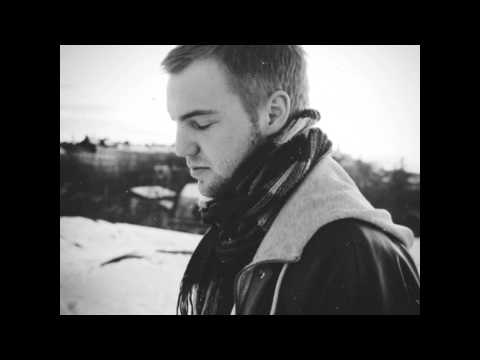 Sober ( Johan Alander ) - Vem + lyrics