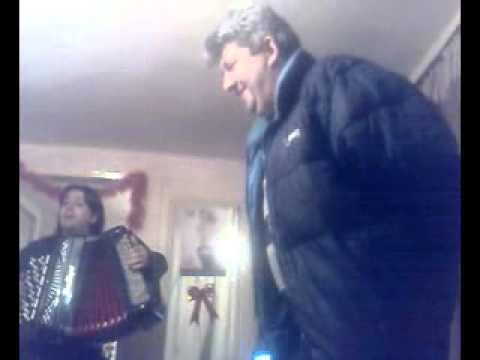 BOJAN NESIC SVIRA UZIVO KOLEGAMA NA UVCE