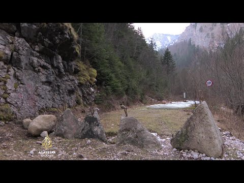 Blokada ceste Čakor - Peć: UNMIK barikade postavio 1999.