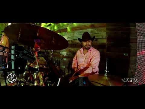 Los Robles - Un Desengaño (En Vivo)