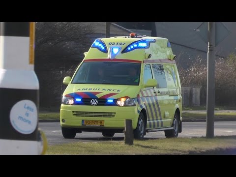 A1, Silverline Ambulance 02-142 Leeuwarden naar het Medisch Centrum Leeuwarden