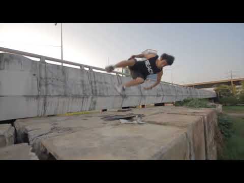 People Are Insane 2018 (Ultimate Parkour and Freerunning)