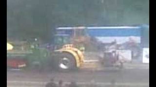 preview picture of video 'Wild Thing på tractor pulling i Sundsvall'