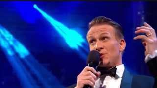 Jamie Parker sings "I Won't Dance"