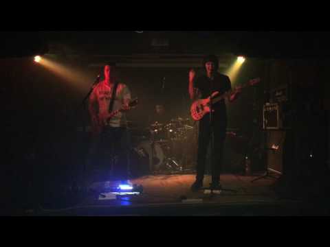 Vivetray - VIVETRAY - "Jazda na strele" (live)