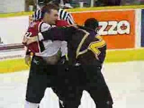 Peter Stevens vs Richard Greenop
