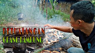 Download lagu Suku Dayak Masak Salai Ikan di Alam Bebas || Beginilah Kehidupan Orang Kampung mp3