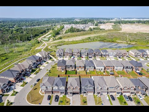 32 Wannamaker Crescent, Cambridge Home - Real Estate Properties