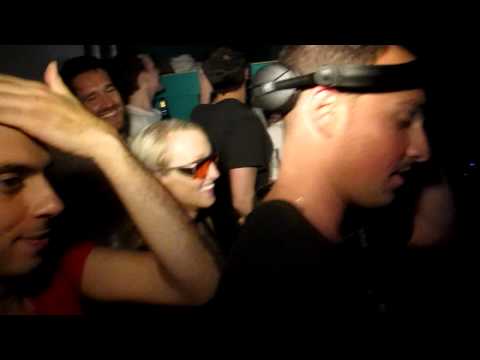 [WLSC] Soul Clap - Incoming Bitch gets 'em LOWWWWW @ Louche in Leeds