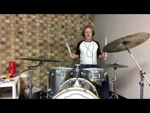 Open handed drumming