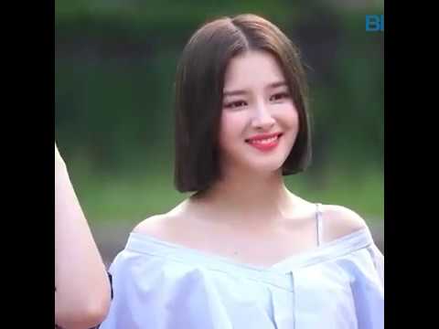 180727 Nancy (Momoland) at Music Bank with New Hair!