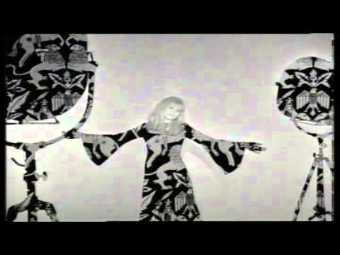 A co má být - Zuzana Buriánová