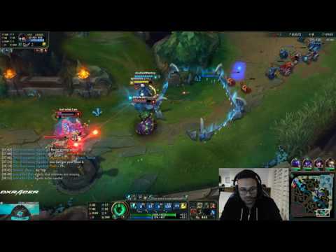 Aphromoo with the 200 IQ called play (FT Doublelift)