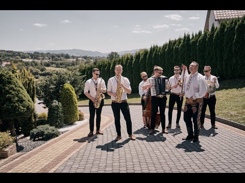 ZESPÓŁ SMART - DOLINECKĄ PŁYNIE (LIVE)