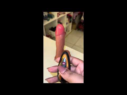 Pênis Realístico Silicone Vibro Vai e Vem Rotativo Aquecimento 20,5x3,8cm - video