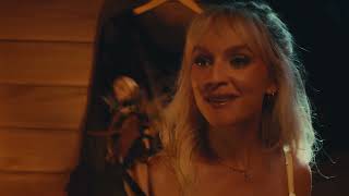 Video zu 'Hell's Belles' ansehen